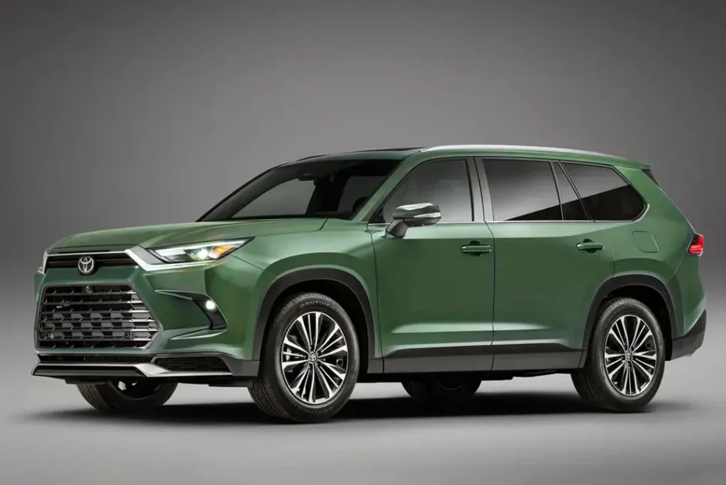 Light green Toyota-Highlander car SUV's With Captain Seats And Third Row