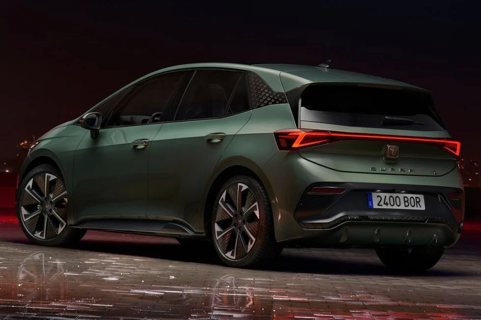 2025 Cupra Born With Full-Width Tail Lights