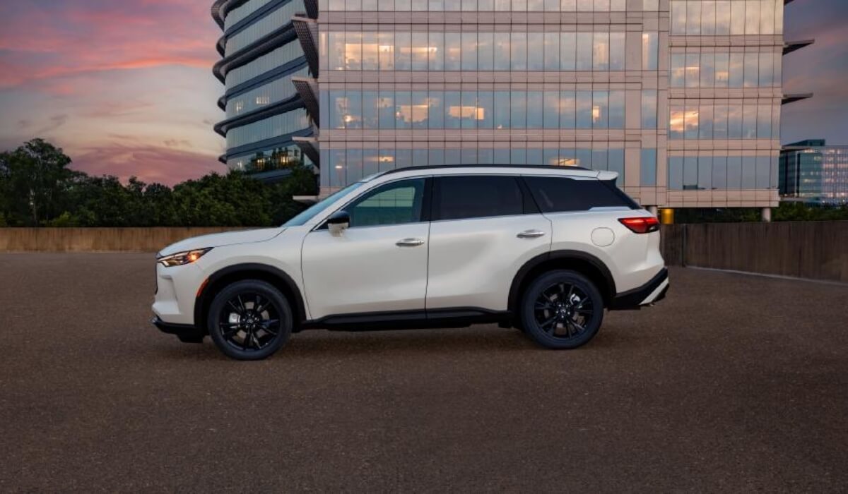 2025 INFINITI QX60 enhanced with new Black Edition Package