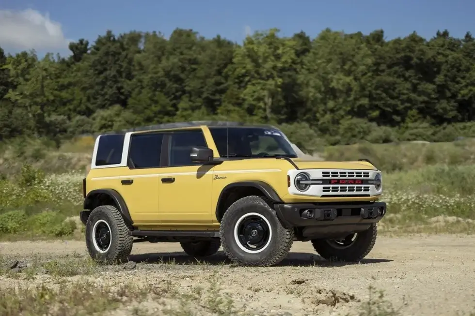 Ford Bronco similar to 4 runner