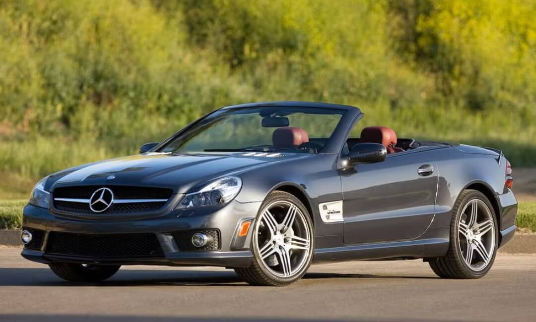 2009 Mercedes-Benz SL63 has 63-liter V8 engine that makes 586 horsepower under 30000