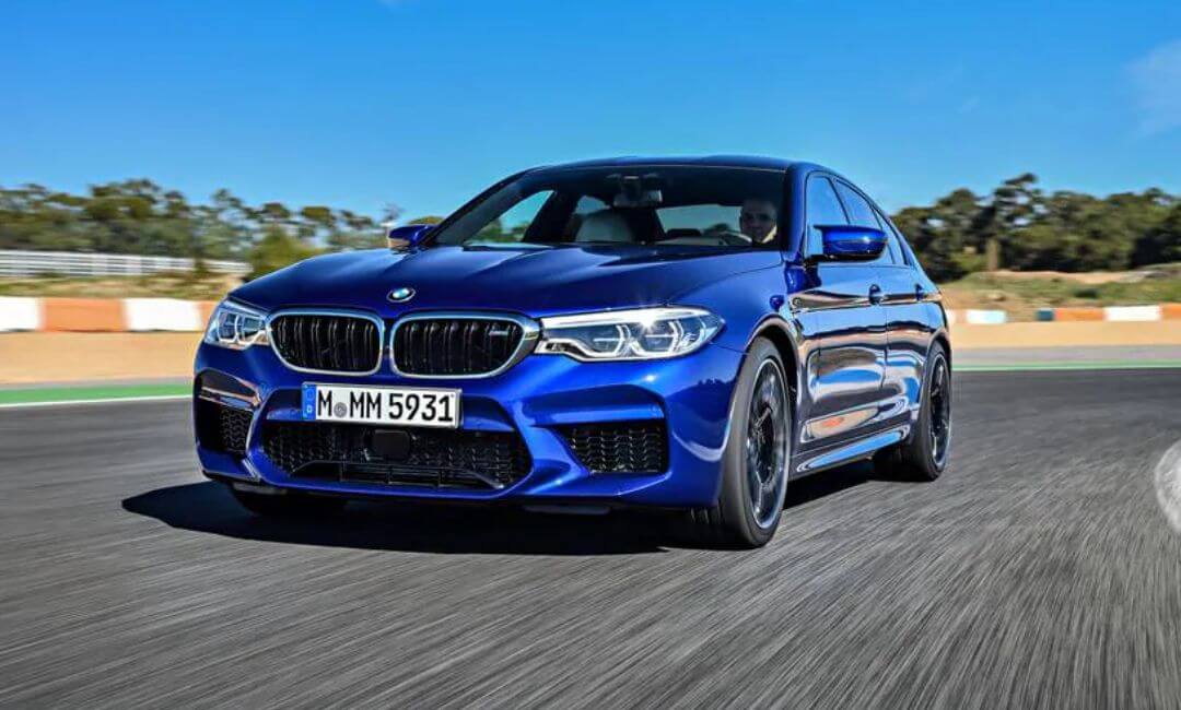 2020 BMW M5 turn RWD to AWD