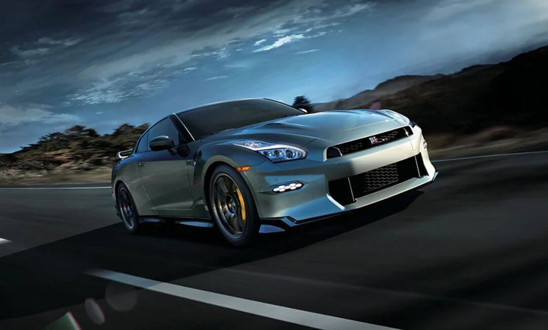 2024 Nissan GT-R underrated car for street racing