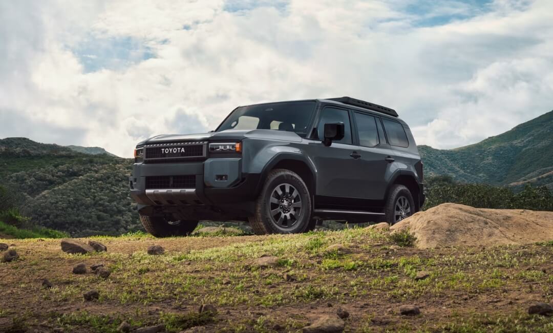 2024 Toyota Land Cruiser look like jeep