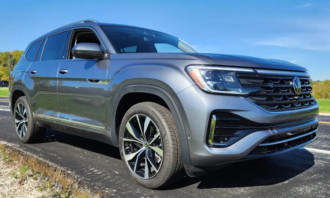 2024 Volkswagen Atlas SEL Premium R-Line