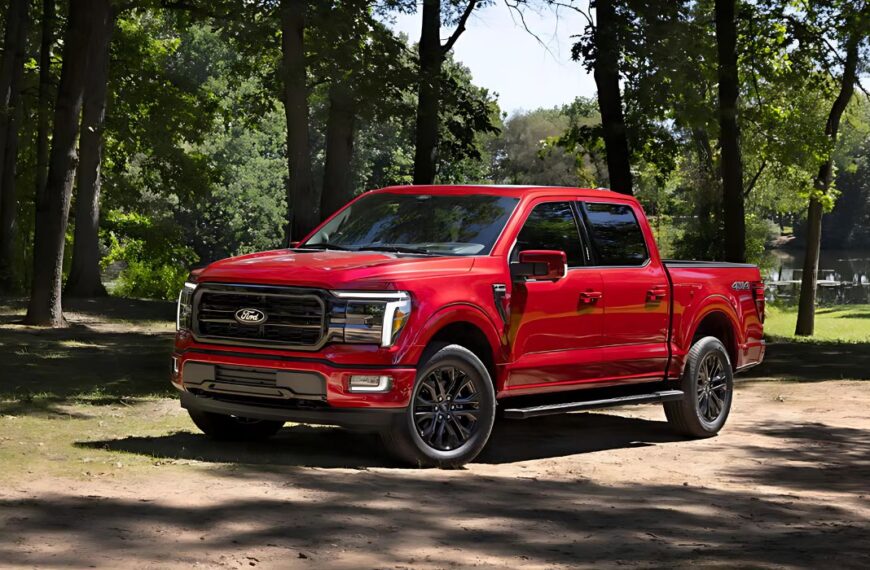 Ford Recalls Over 4,000 F-150 Pickup Trucks for Faulty Windshield Adhesion
