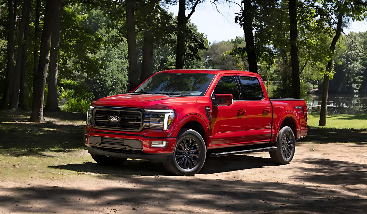 Ford Recalls Over 4,000 F-150 Pickup Trucks for Faulty Windshield Adhesion