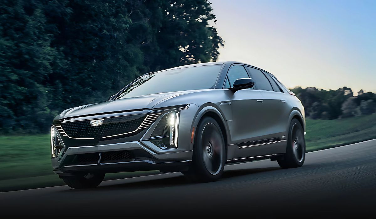 2026 Cadillac Lyriq V Comes with 615 HP hits 0-60 3.3 sec