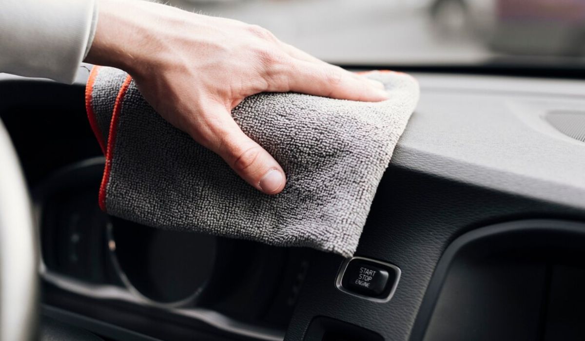 Best Microfiber Car Cloths and Towels for Washing, Drying, and Detailing