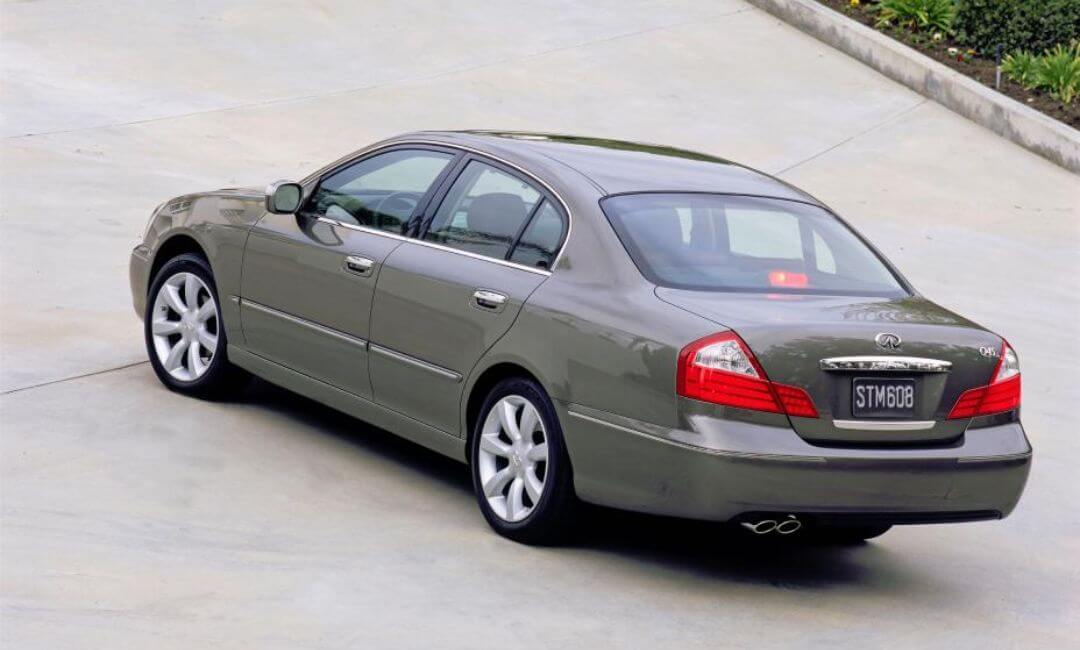 2005 INFINITI Q45