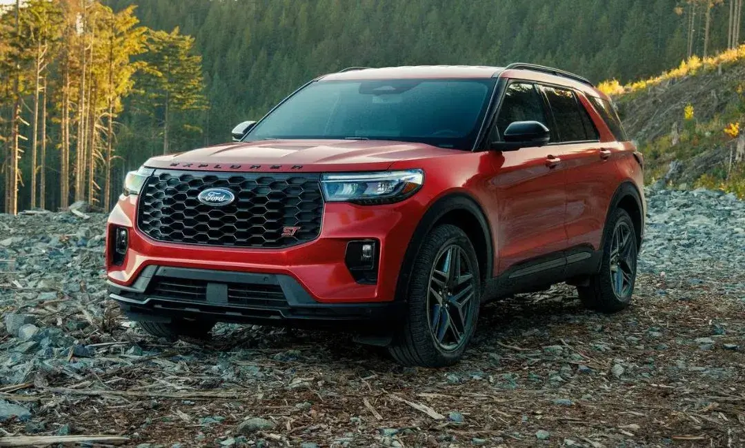 2025 Ford Explorer ST