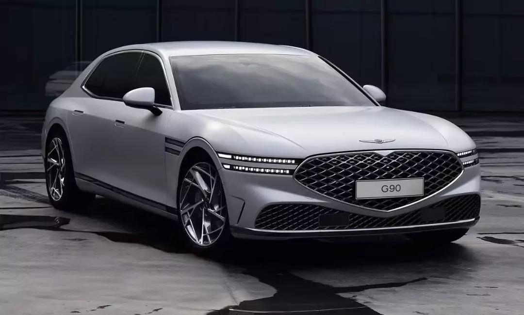 2025 Genesis G90