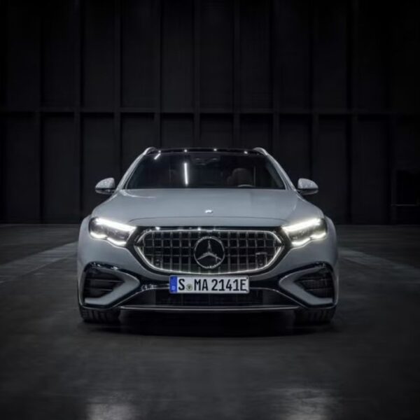 2026 Mercedes-AMG E53 Hybrid Wagon