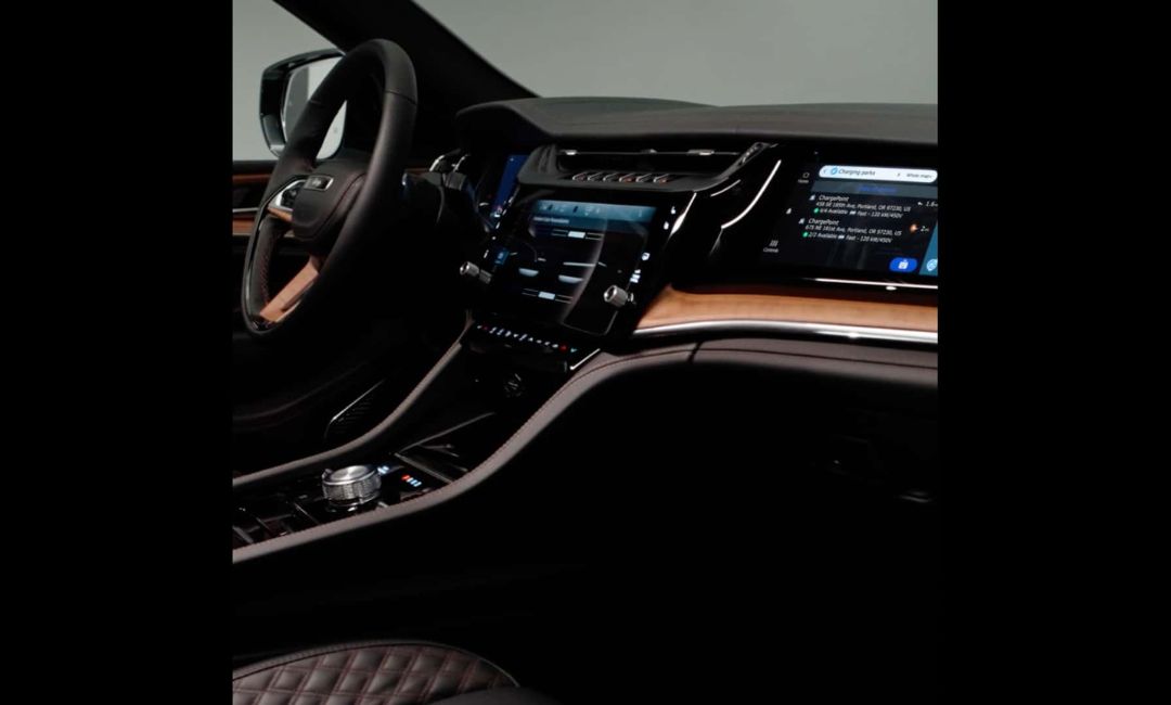 2026 Jeep Grand Cherokee interior teaser