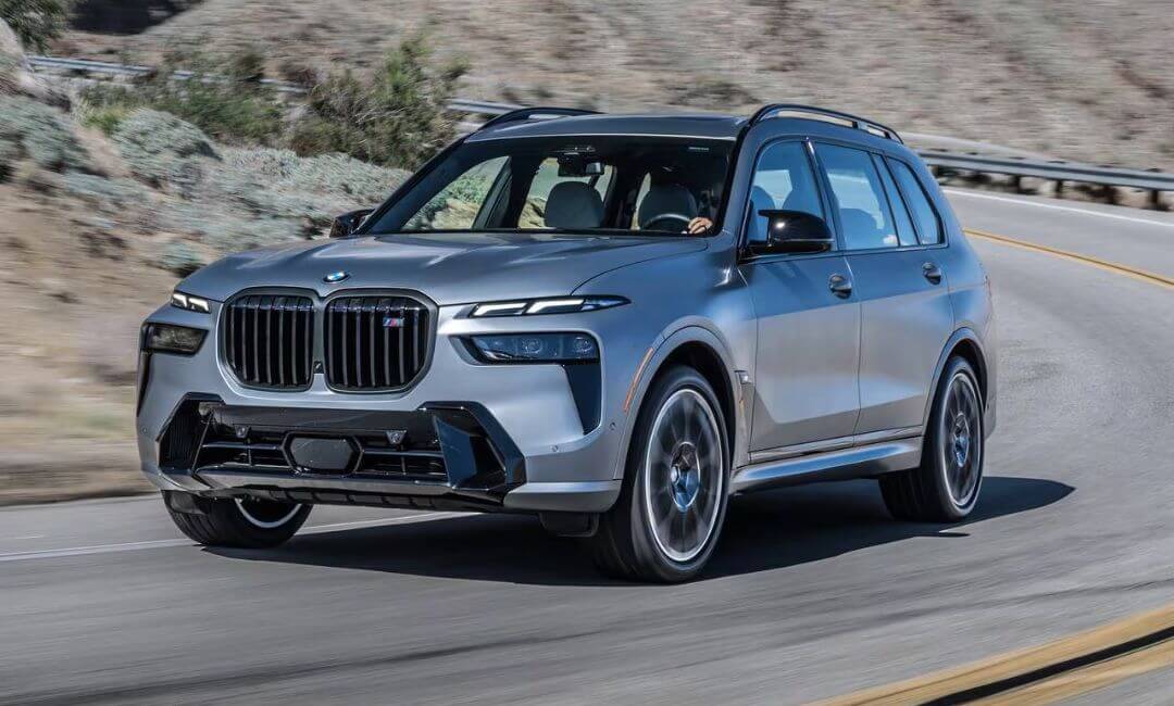 BMW X7 M60i