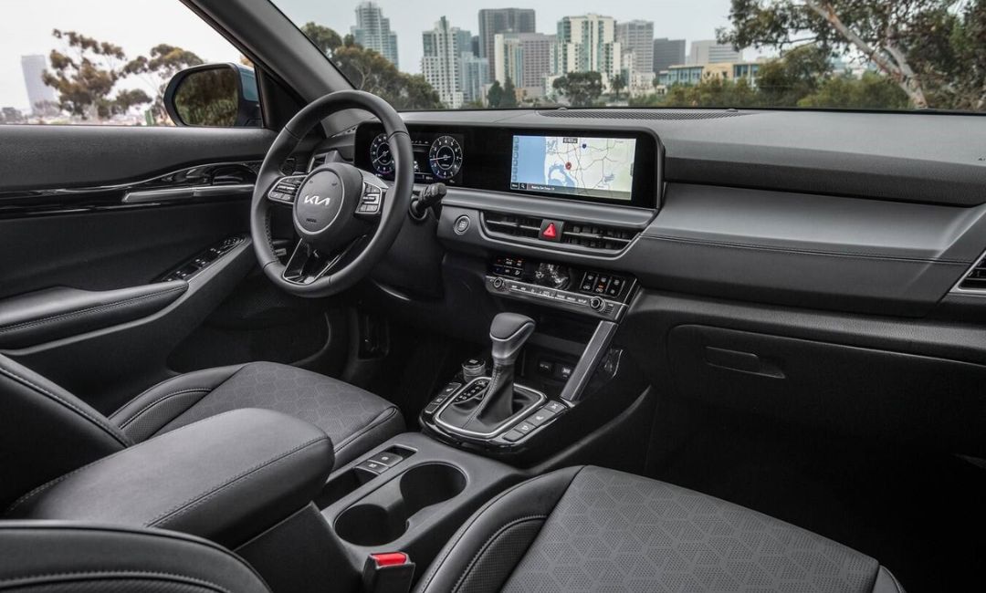 2026 Kia Seltos Interior