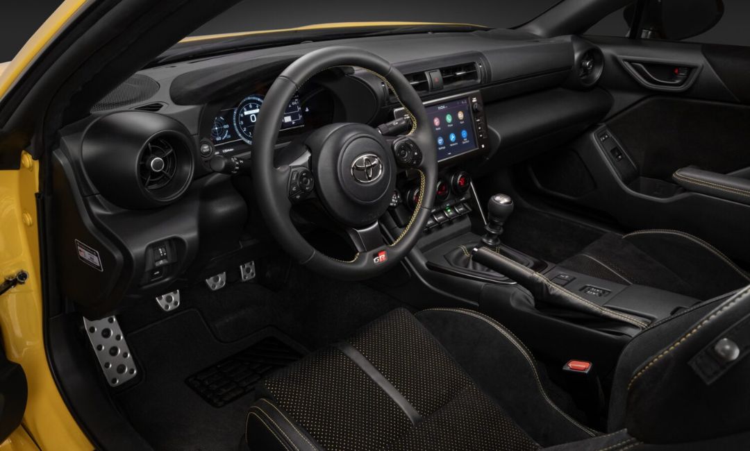 2026 Toyota GR86 Yuzu Interior