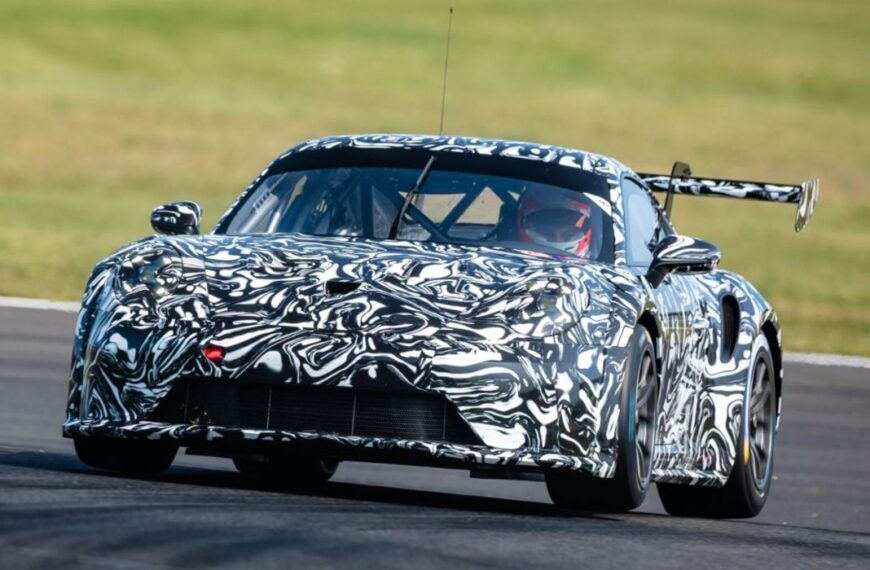 Porsche 911 Cup development car