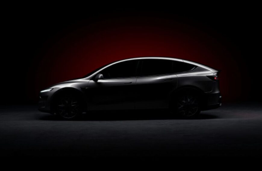 Tesla Model YL Teaser