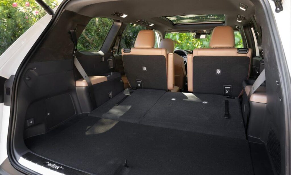 2026 Toyota GrandHighlander Platinum Portobello