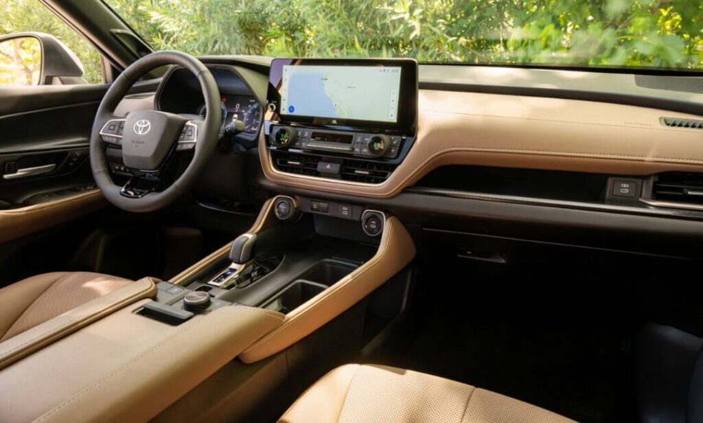 2026 Toyota GrandHighlander Platinum Portobello Dashboard