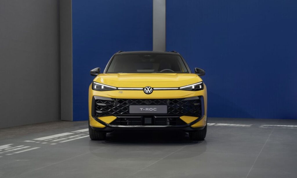 2026 Volkswagen T-Roc Front