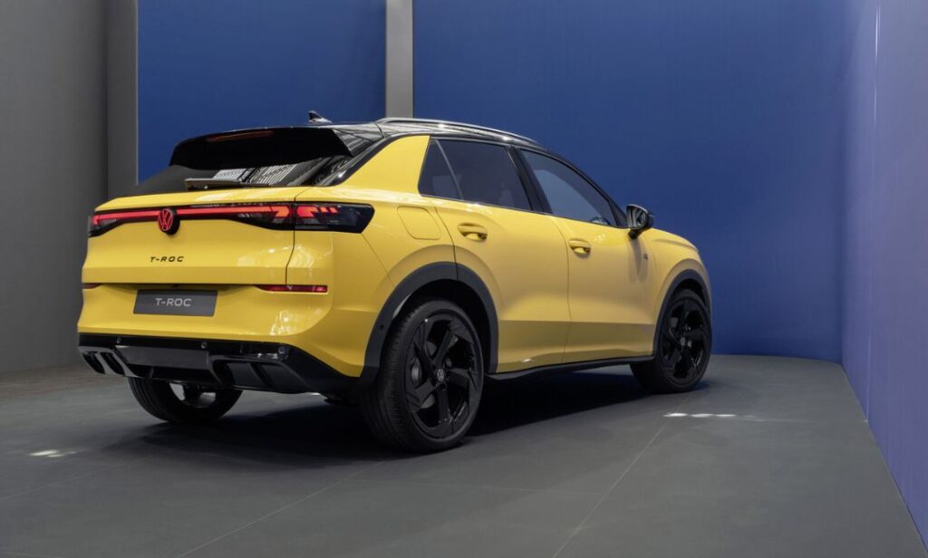 2026 Volkswagen T-Roc Rear
