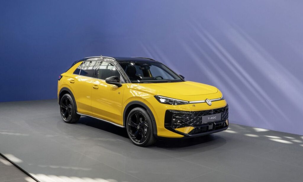 2026 Volkswagen T-Roc Side