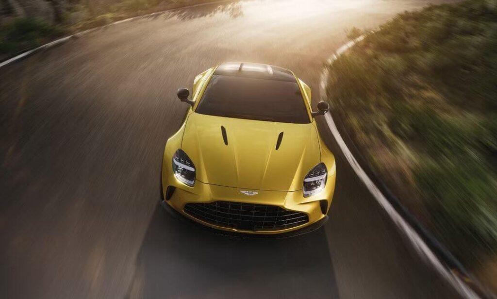 Aston Martin Vantage Coupe