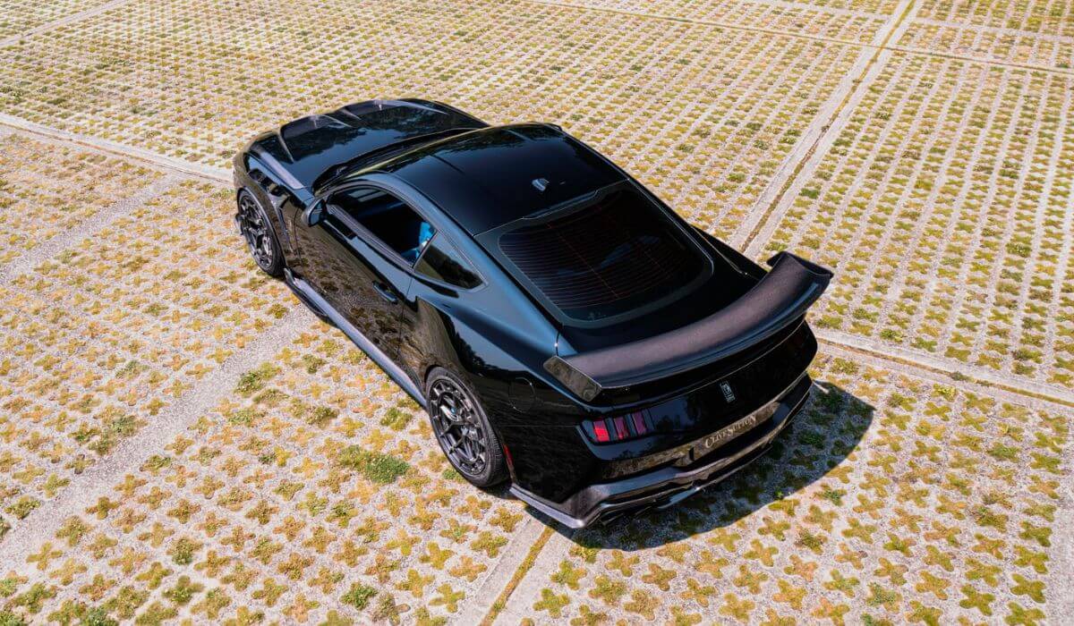 Clive Sutton 788HP Mustang Dark Horse