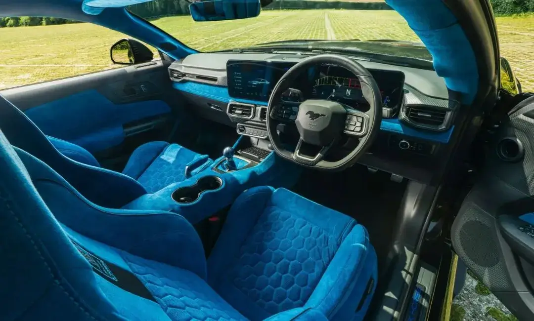 Clive Sutton 788HP Mustang Dark Horse Inside