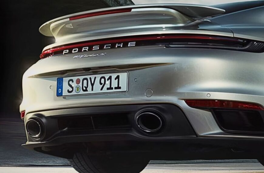 Porsche 911 Turbo S