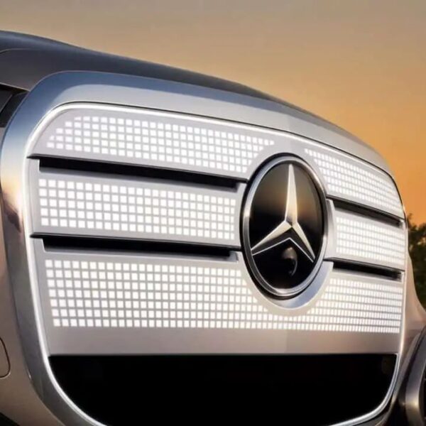 mercedes benz glc ev illuminated grille