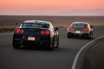 The last Nissan R35 GT-R in Midnight Purple exiting the Tochigi assembly line, marking the end of 18 years of production.