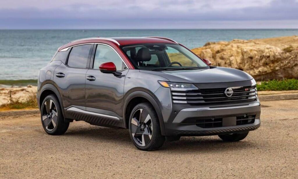 2025 Nissan Kicks SR