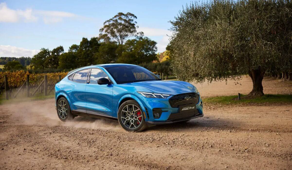 2025 Ford Mustang Mach-E