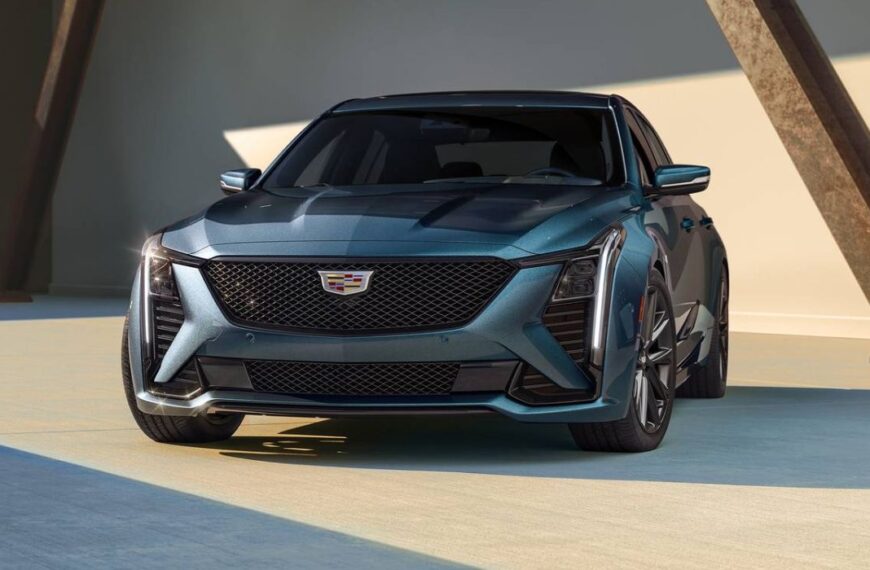 Cadillac CT5 Sport Sedan