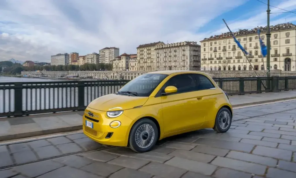 2026 Fiat 500 Hybrid